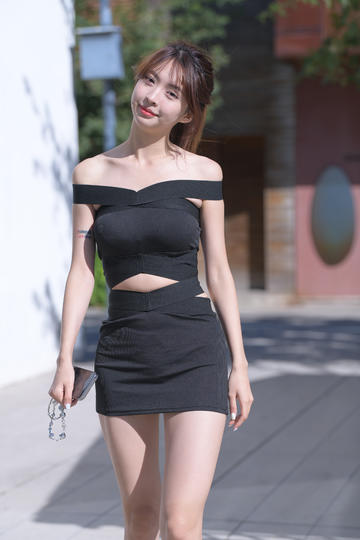 我靠伪装神女攻略整个皇朝